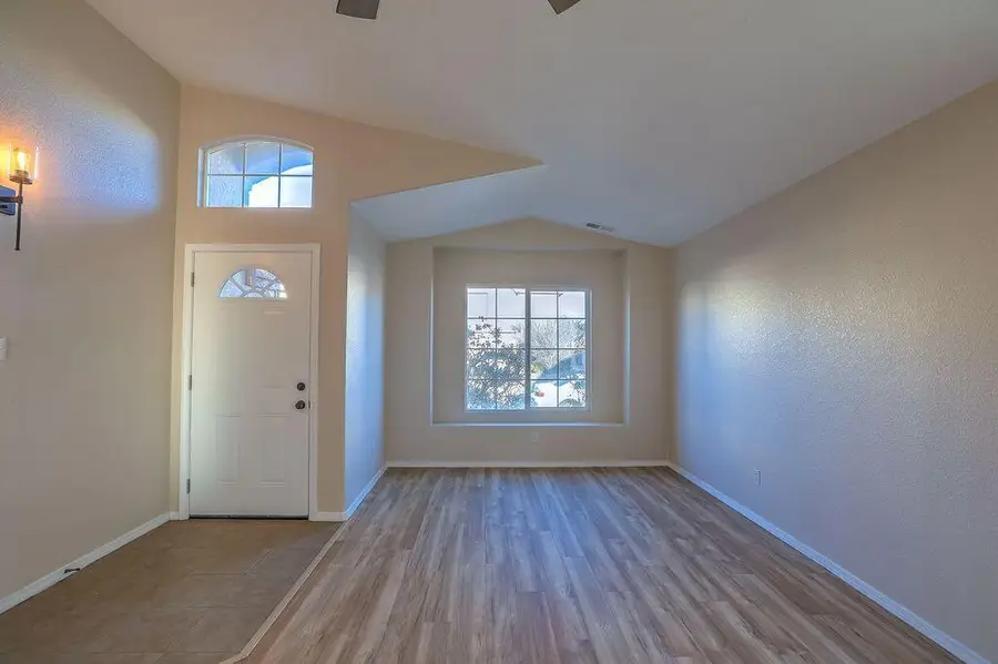 2719 Blue Sky Street Sw, Albuquerque, NM 87121 - Image #3