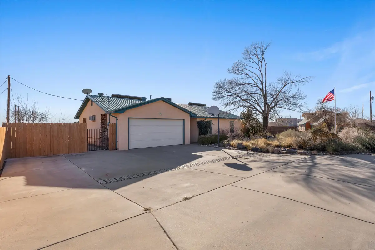 3100 14th Avenue Se, Rio Rancho, NM 87124 - Image #1