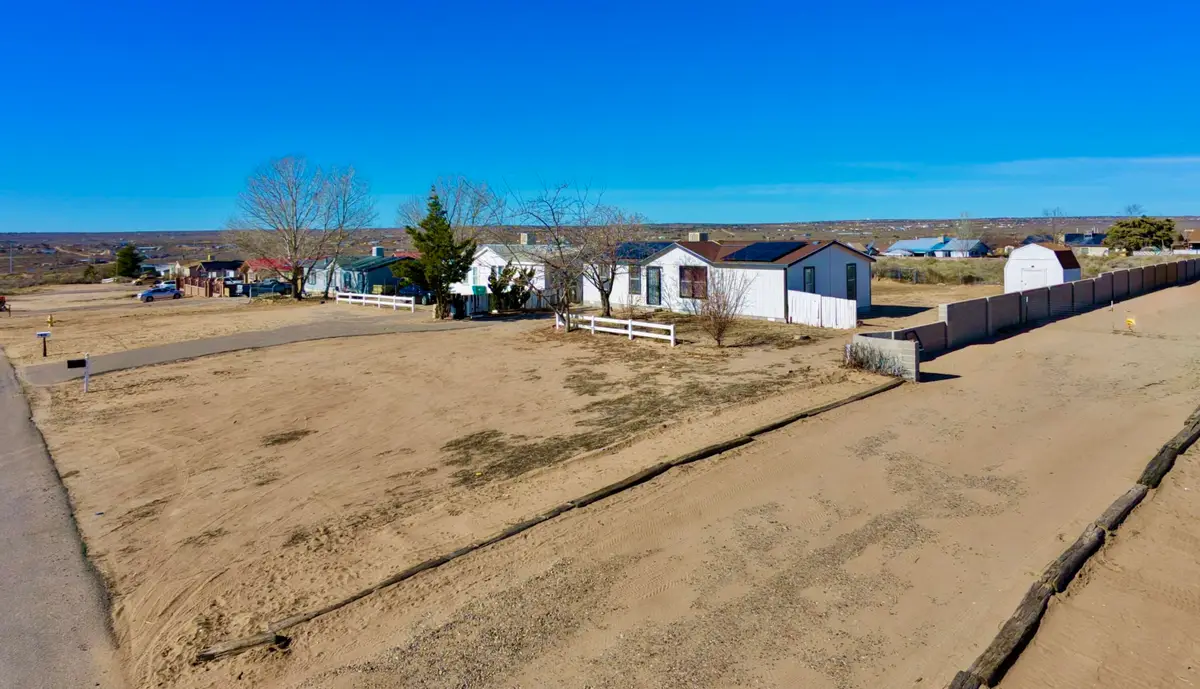 424 Idalia Road Sw, Rio Rancho, NM 87124 - Image #1