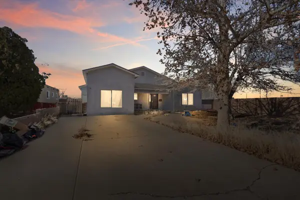 723 Dallas Street Ne, Albuquerque, NM 87108