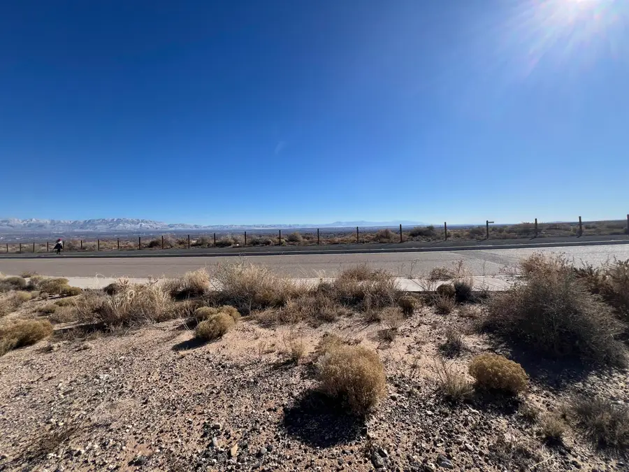 6315 Vista Del Prado Road Nw, Albuquerque, NM 87120 - Image #2