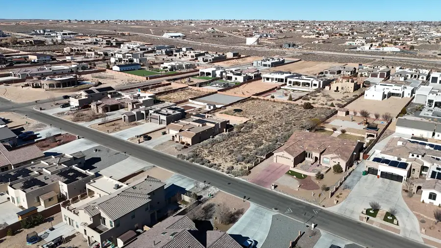 1605 21st Avenue Se, Rio Rancho, NM 87124 - Image #2