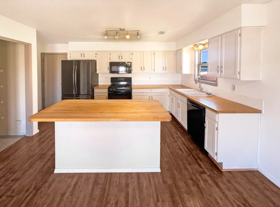6305 Magpie Way Ne, Rio Rancho, NM 87144 - Image #2