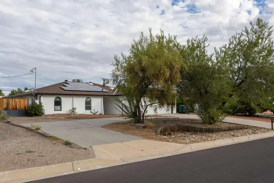 3213 Sue Circle Se, Rio Rancho, NM 87124 - Image #2