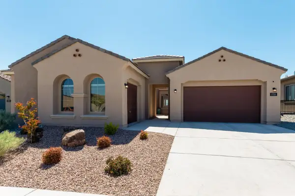 1720 Mount Hood Trail Nw, Albuquerque, NM 87120