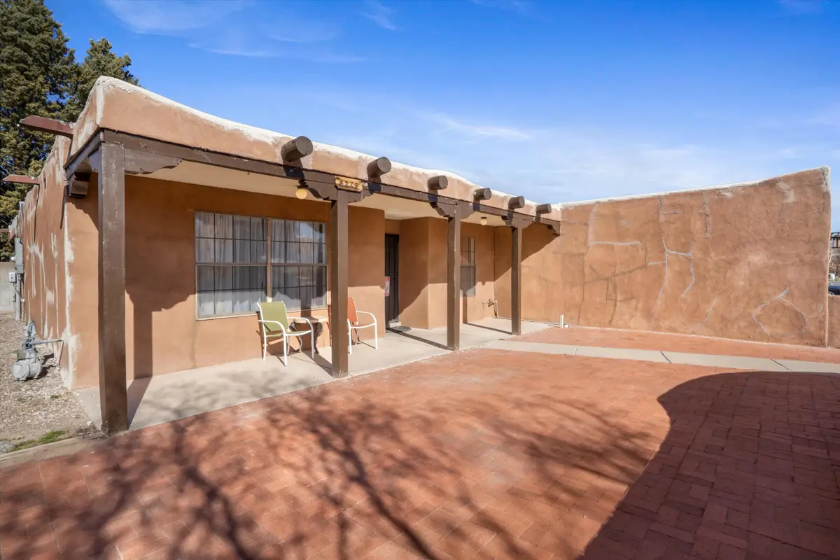 6219 Flor Del Sol Place Nw, Albuquerque, NM 87120 - Image #1