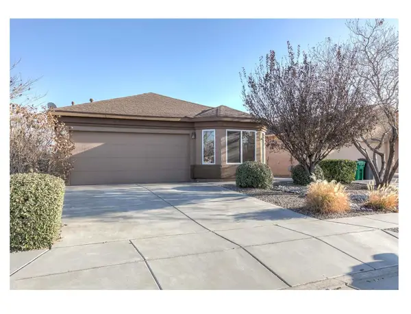 813 Waterfall Drive Ne, Rio Rancho, NM 87144