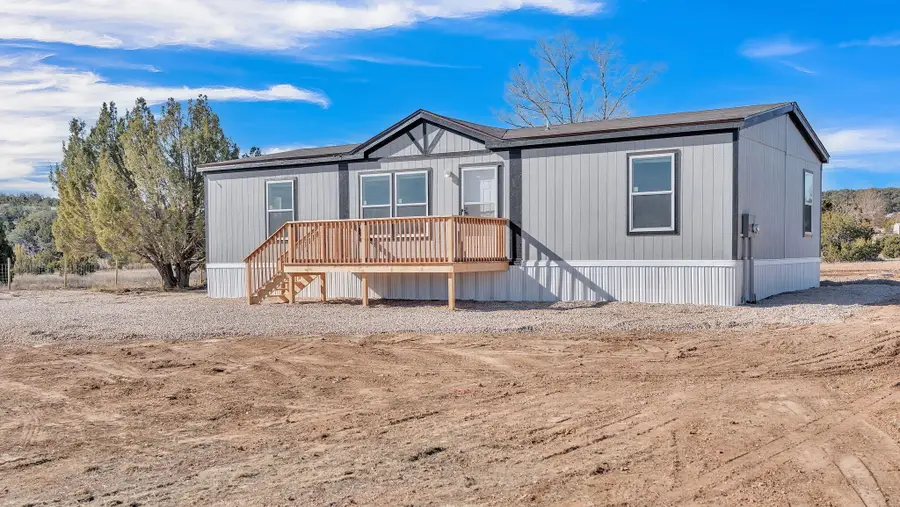 182 Paradise Meadow Loop, Edgewood, NM 87015 - Image #2