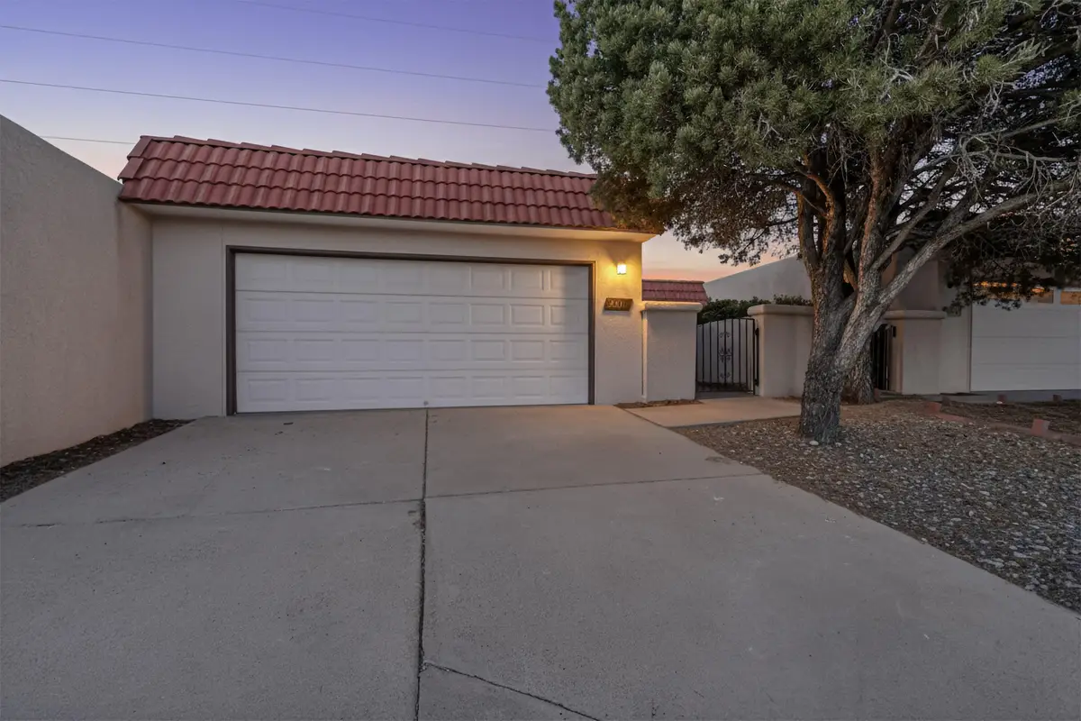 12137 Calle Zagal Ne, Albuquerque, NM 87111 - Image #1