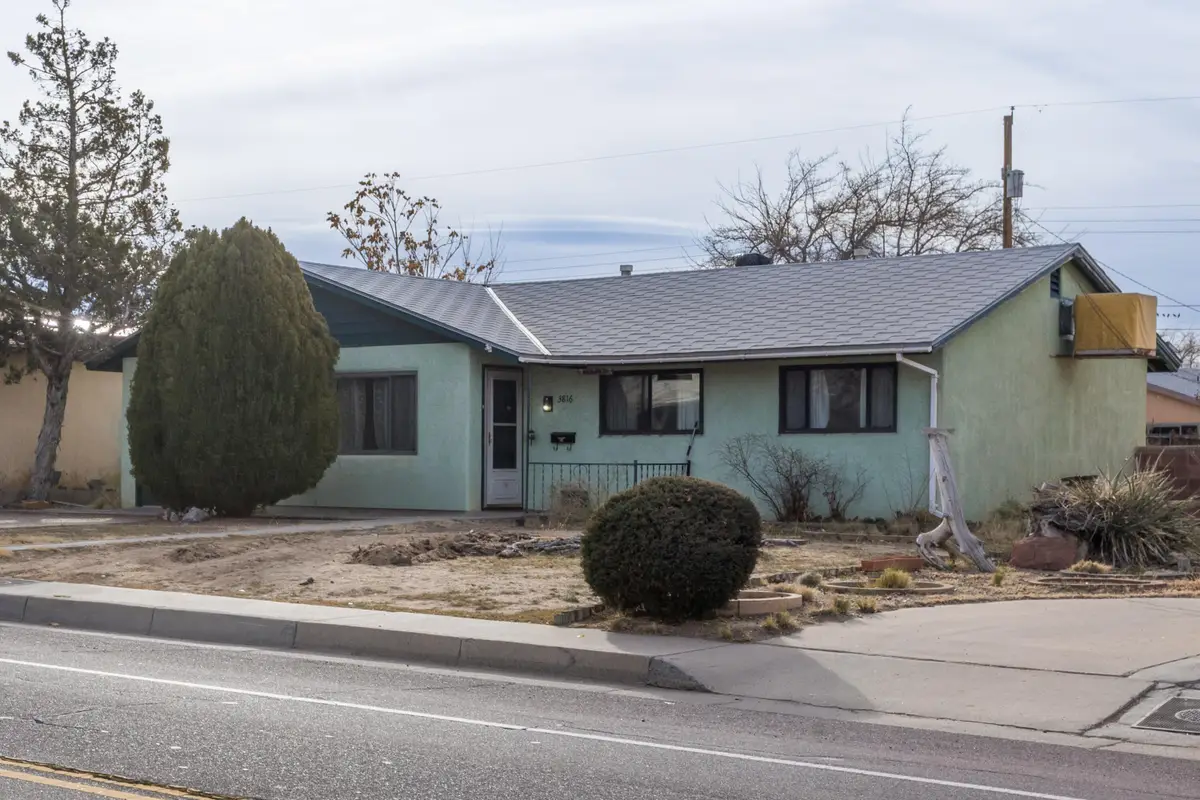 3816 Comanche Road Ne, Albuquerque, NM 87110 - Image #1