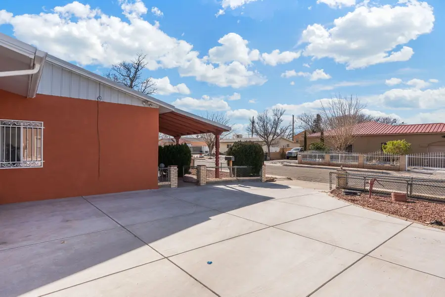 368 61st Street Nw, Albuquerque, NM 87105 - Image #3