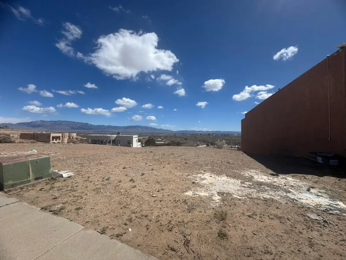 1748 Cliffside Drive Nw, Albuquerque, NM 87105 - Image #1