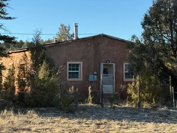 31 Lower La Joya Road, Glorieta, NM 87535