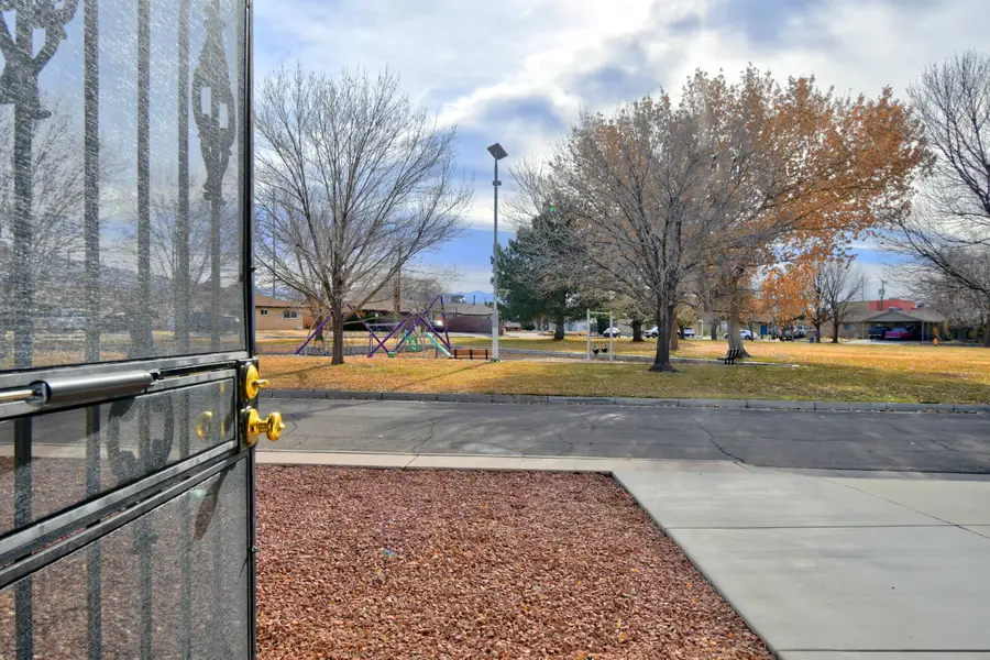 1027 Wade Street Ne, Albuquerque, NM 87112 - Image #2
