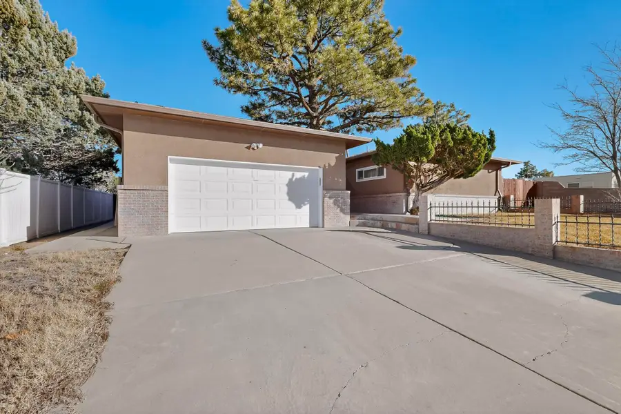 10324 Paseo Del Norte Nw, Albuquerque, NM 87114 - Image #2