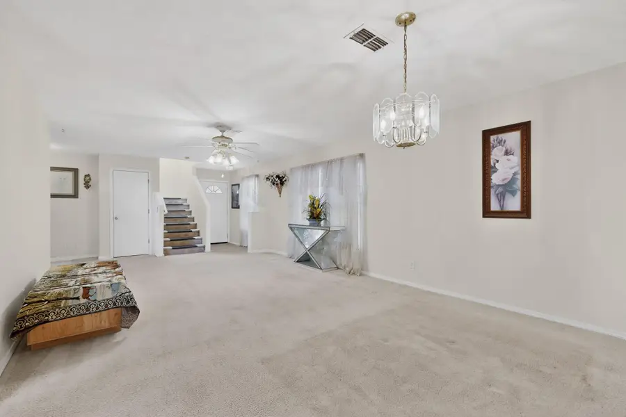 1328 Ojo Sarco Street Sw, Albuquerque, NM 87121 - Image #3