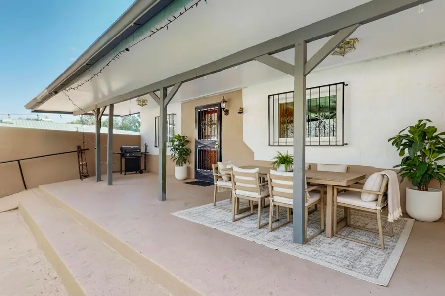 2374 Camino Meliton, Santa Fe, NM 87507 - #2