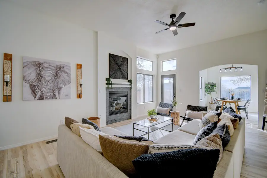 2163 Black Willow Drive Ne, Albuquerque, NM 87122 - Image #3