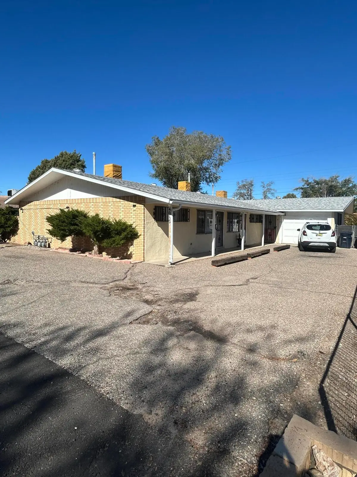 4017 Thaxton Avenue Se, Albuquerque, NM 87108 - Image #1