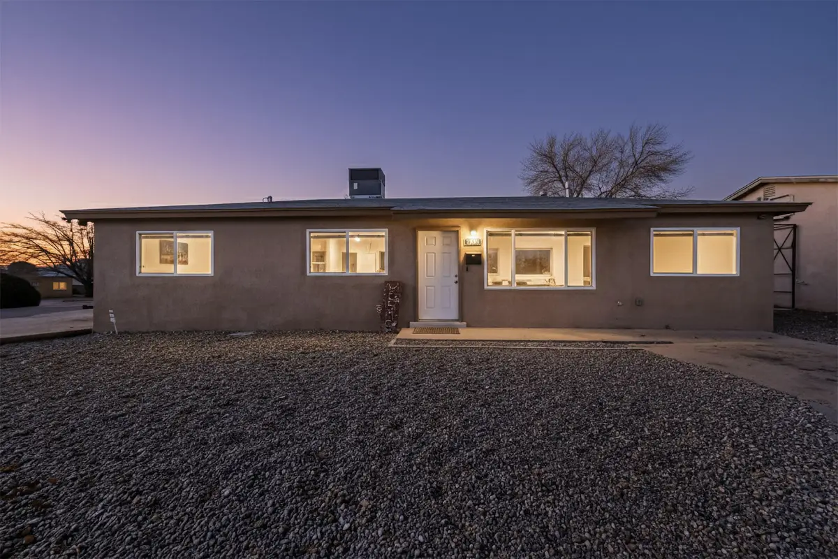1003 Wade Street Ne, Albuquerque, NM 87112 - Image #1