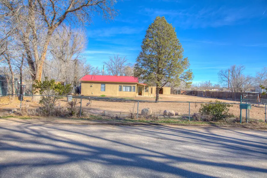 327 Homesite Lane Nw, Albuquerque, NM 87114 - Image #3