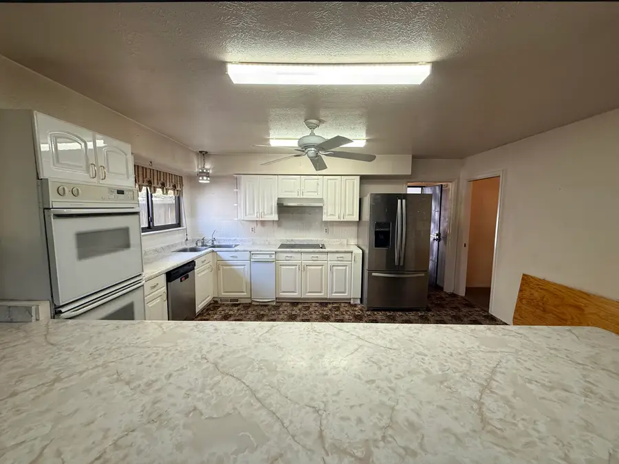 1121 Wagon Wheel Street Se, Albuquerque, NM 87123 - #2