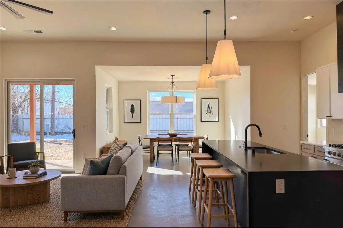 308 Mullen Road Ne, Albuquerque, NM 87107 - Image #1