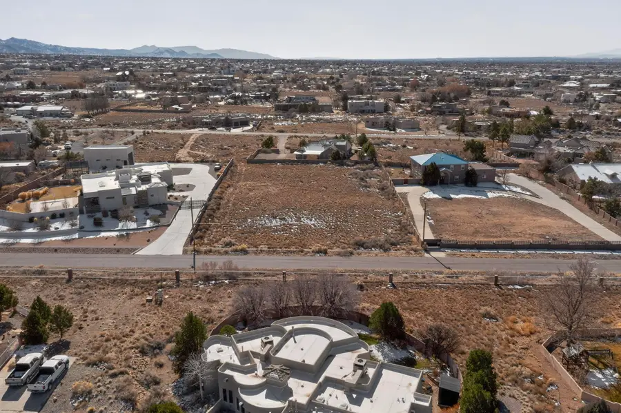 9280 Florence Avenue Ne, Albuquerque, NM 87122 - #3