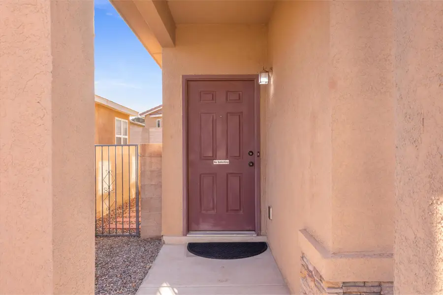 855 Molten Place Nw, Albuquerque, NM 87120 - Image #2