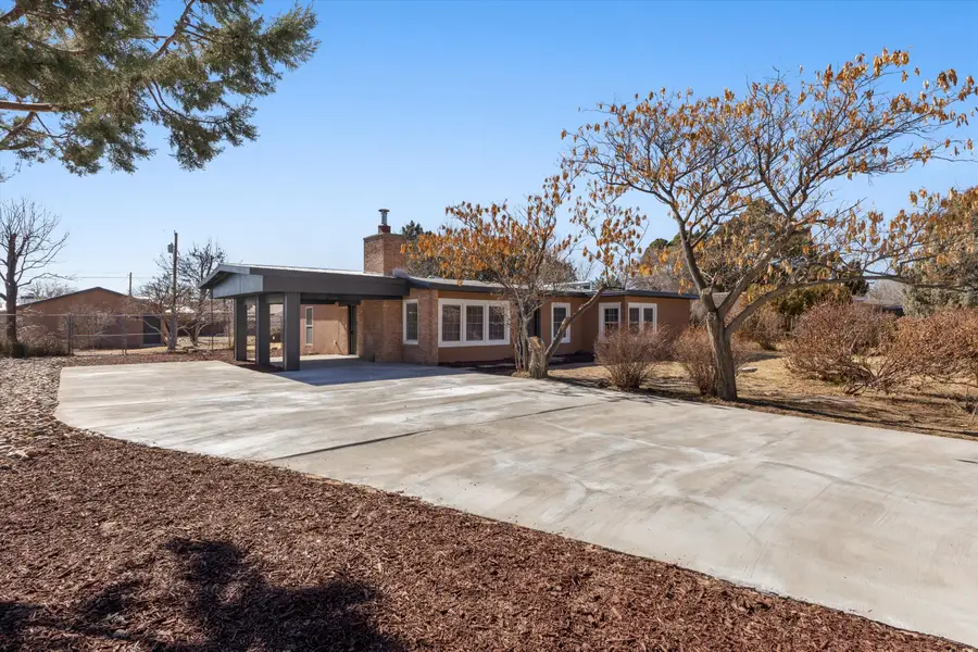 1420 Freeman Avenue Nw, Albuquerque, NM 87107 - Image #2