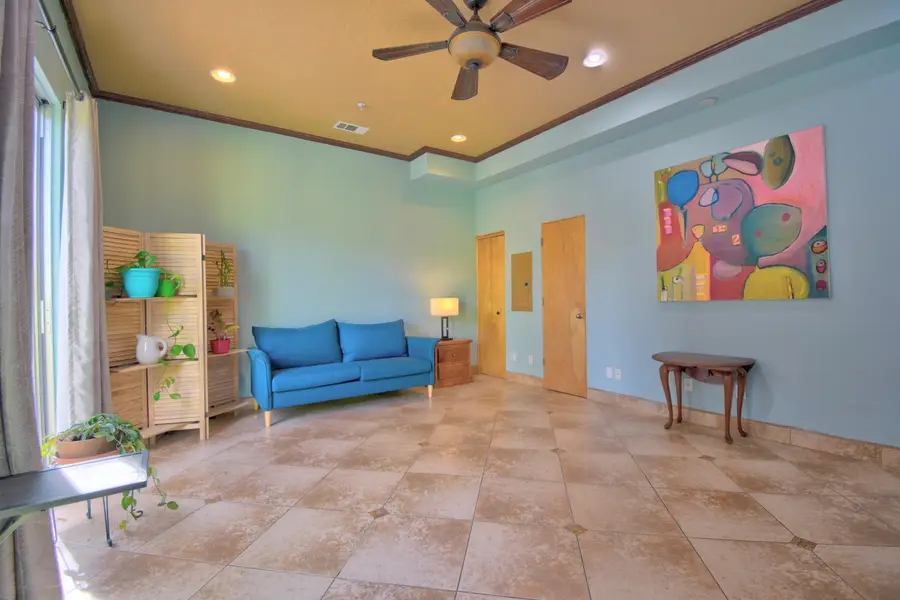 873 Silver Avenue Sw, Albuquerque, NM 87102 - Image #2