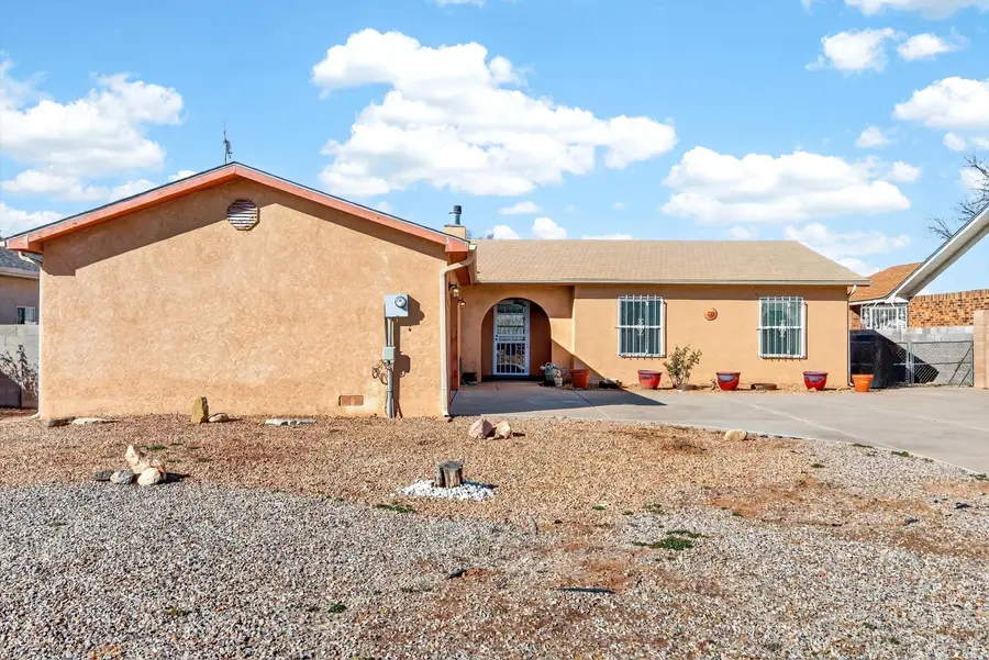 2611 Linda Lane Sw, Albuquerque, NM 87105 - Image #2