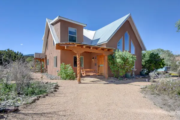 4 Camino Mesteno, Placitas, NM 87043