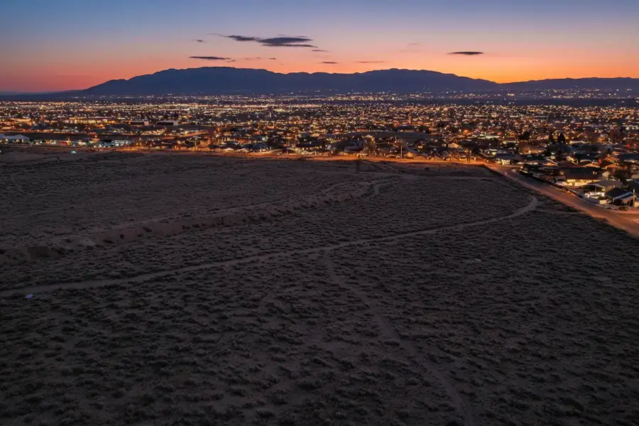 10350 Sunset Gardens Road Sw, Albuquerque, NM 87121 - #2