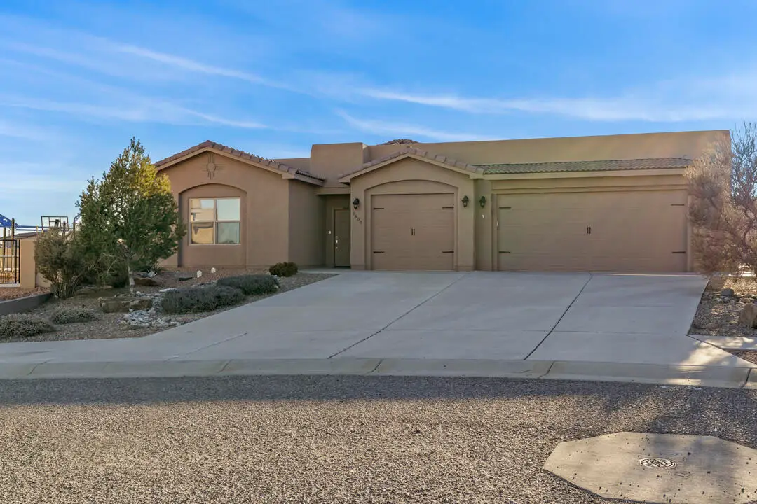 1800 Blanca Peak Trail Ne, Rio Rancho, NM 87144 - Image #1
