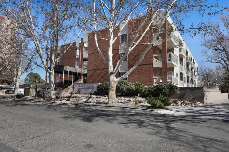 1325 Park Avenue Sw #APT 307, Albuquerque, NM 87102 - #2