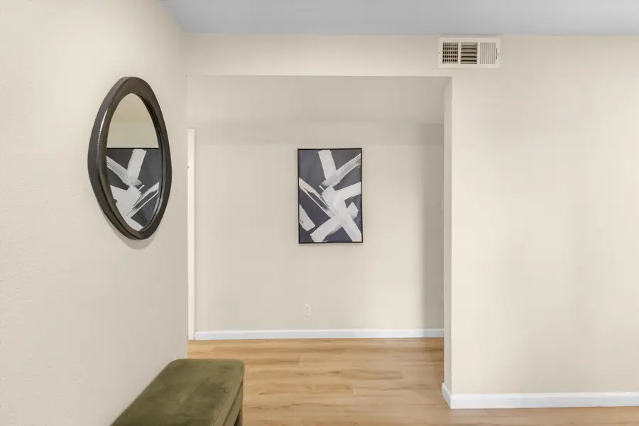 4508 Douglas Macarthur Road Ne, Albuquerque, NM 87110 - #2