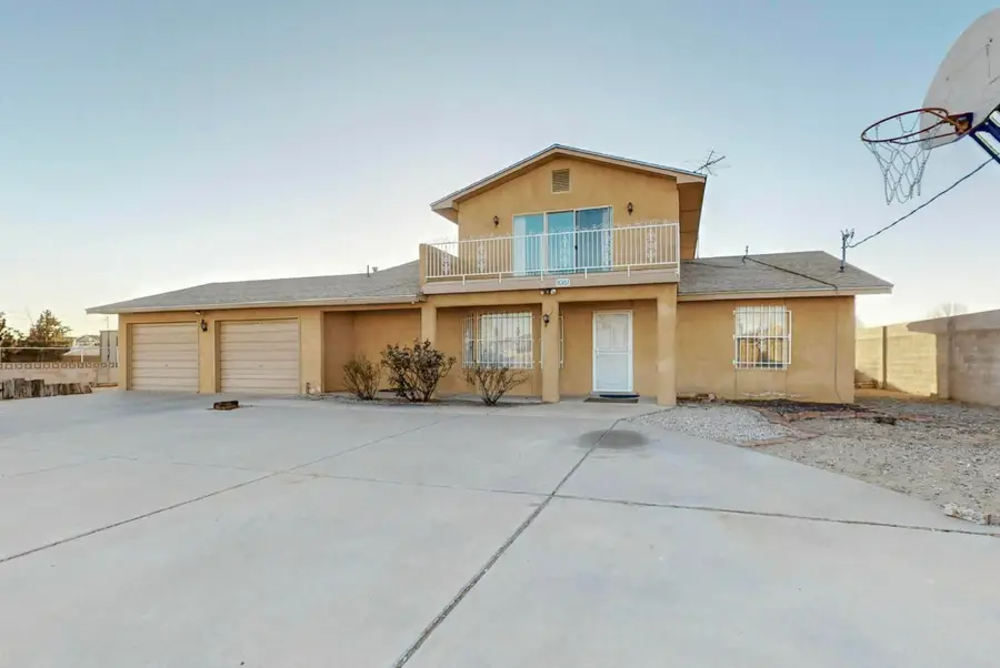 921 Romadora Lane Sw, Albuquerque, NM 87121 - #2