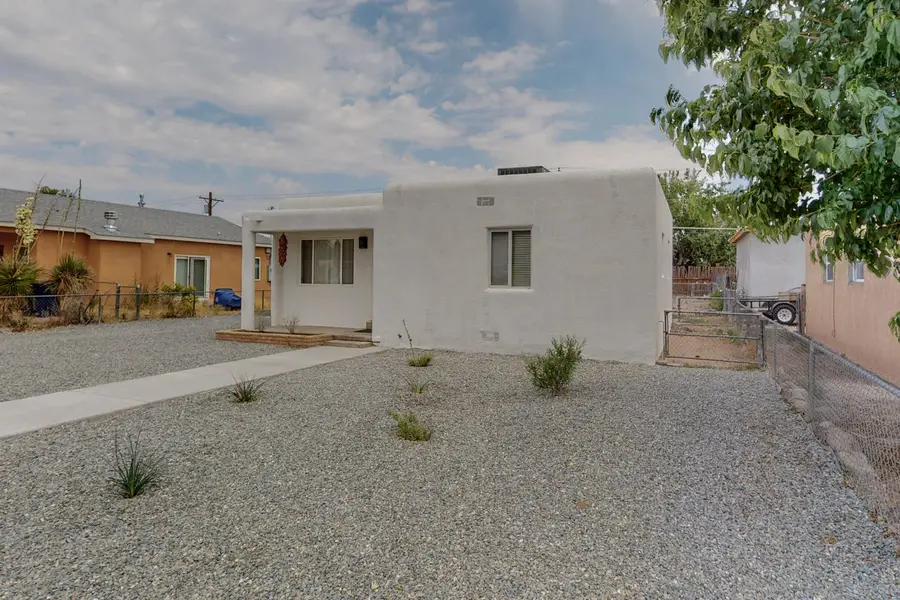 527 Gene Avenue Nw, Albuquerque, NM 87107 - #3