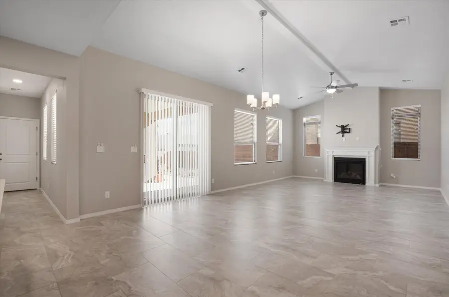 6024 Nauman Drive Se, Albuquerque, NM 87106 - #3
