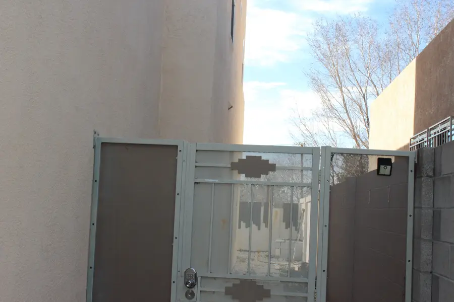 215 Lanier Drive Se, Albuquerque, NM 87123 - #2