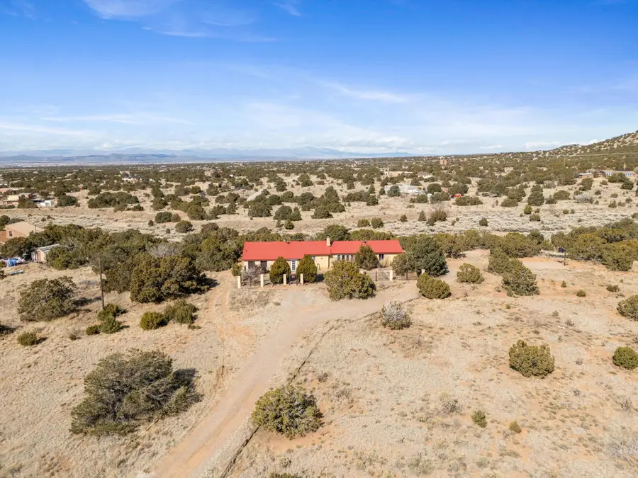 42 Coyote Crossing, Santa Fe, NM 87508 - #2