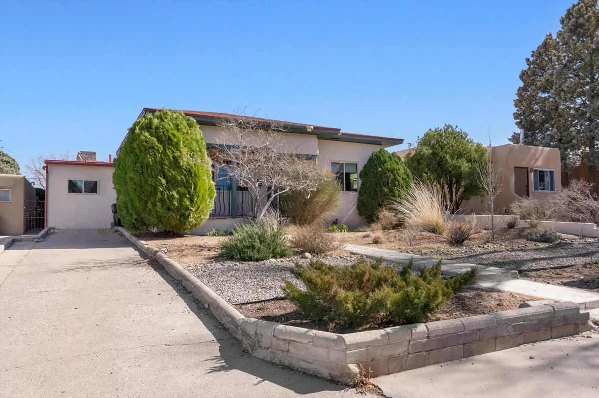 420 Bryn Mawr Drive Se, Albuquerque, NM 87106 - #1
