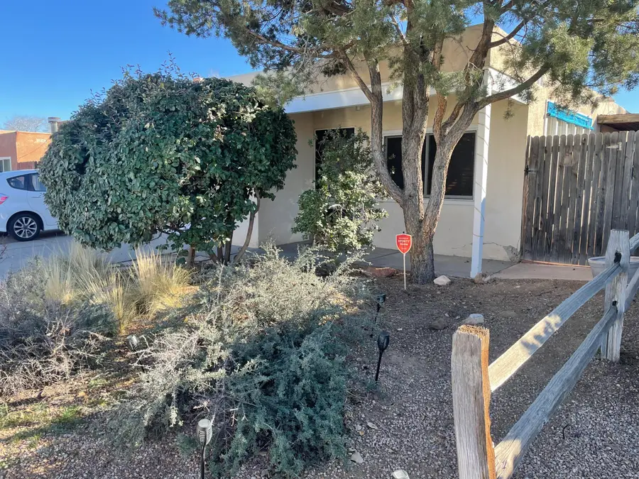 6040 Namath Avenue Nw, Albuquerque, NM 87120 - #2