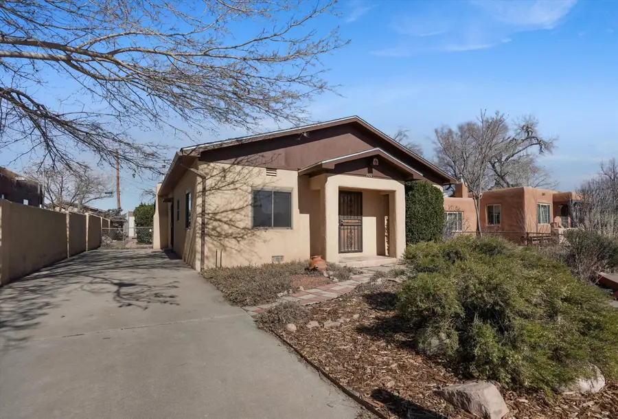 205 Natalie Avenue Nw, Albuquerque, NM 87107 - #2