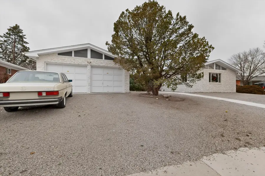 2407 Ada Place Ne, Albuquerque, NM 87106 - #3