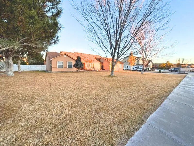 5006 Samantha Lane, Farmington, NM 87402 - #1