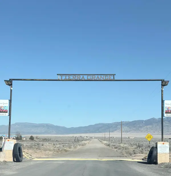 Parada Loop, Belen, NM 87002