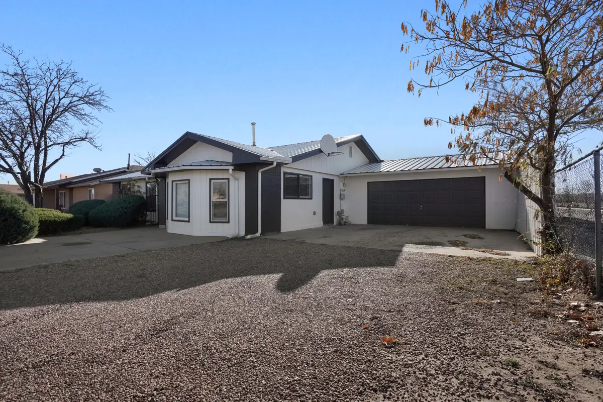 2717 Los Tretos Street Nw, Albuquerque, NM 87120 - #1