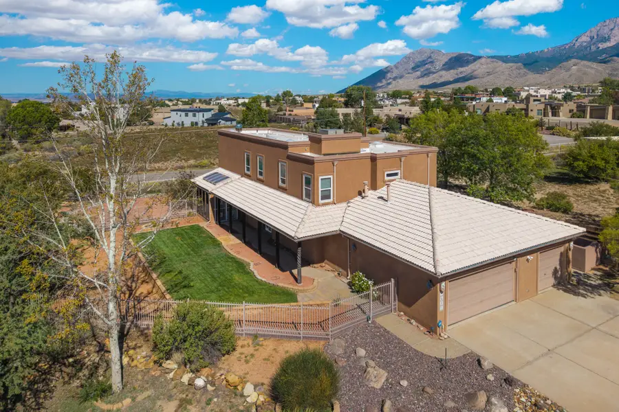 9231 Oakland Avenue Ne, Albuquerque, NM 87122 - #2